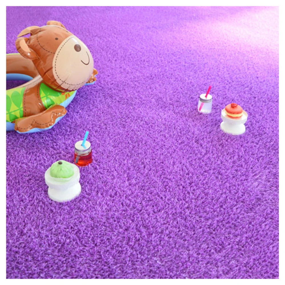 Gazon Synthétique Happy Party - Couleur Violet - Classé Feu - 20mm - 1m X 8m 4 Gazon Synthétique Happy Party - Couleur Violet - Classé Feu - 20mm - 1m X 8m – Image 2
