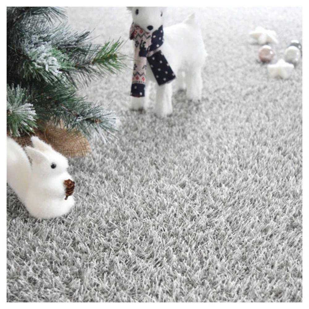 Gazon Synthétique Happy Party - Couleur Gris Clair - Classé Feu - 20mm - 1m X 6m 5 Gazon Synthétique Happy Party - Couleur Gris Clair - Classé Feu - 20mm - 1m X 6m – Image 3